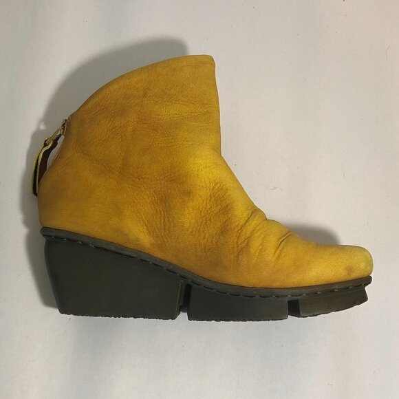 TRIPPEN Boot Women's Size 6.5 US Yellow Wedge Ankle Bootie *LEFT BOOT ONLY* - Picture 7 of 10